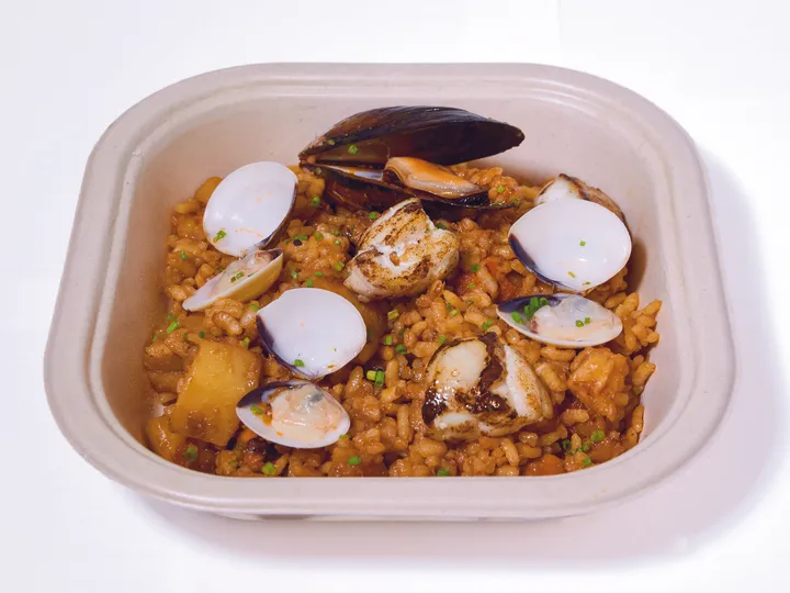 Arroz meloso de marisco con almejas y mejillón